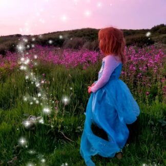 Saskia Waits by Amy Woodhouse