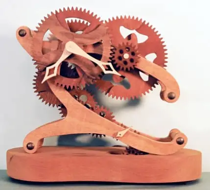 Wooden clock by Larry Fransen